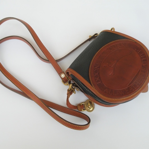 DOONEY & BOURKE Handbags - VINTAGE DOONEY & BOURKE LEATHER BIG DUCK BAG